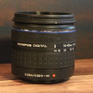 Olympus Digital Zuiko 14-42 mm 1:3 5-5.6 ED Lens